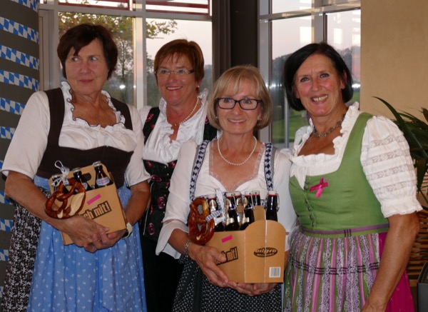 Pink Ribbon-Turnier der Ladies bei Panorama Golf. Platz zwei Netto A